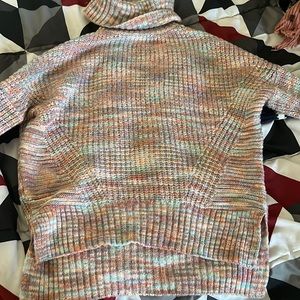 Multicolor turtleneck
